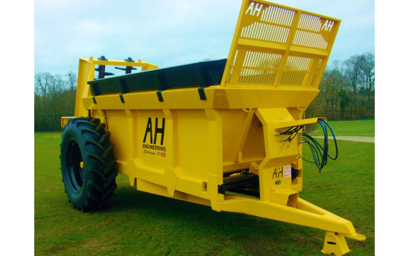 AH Classic Vertical Beater Manure Spreaders Sales